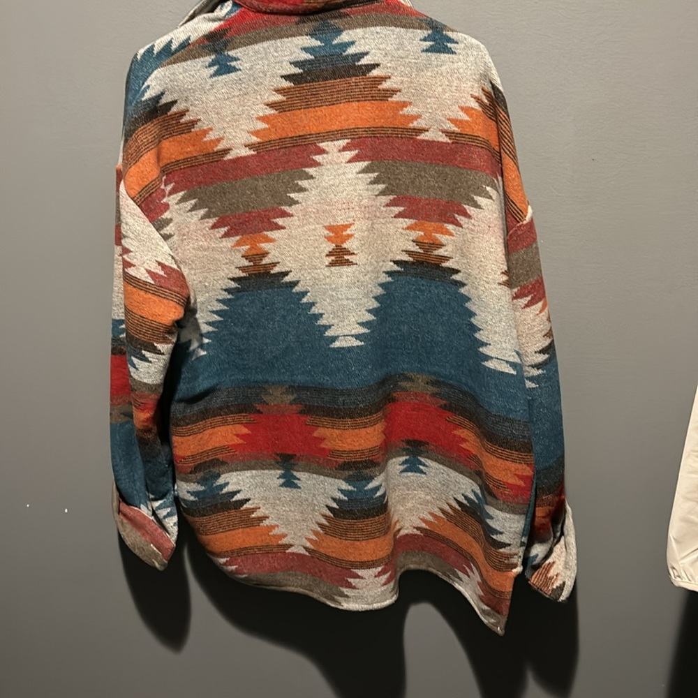 Aztec shacket - Picture 2 of 2